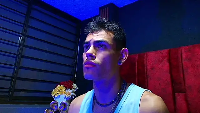 Snapshot of RomeoBoselli__ chatting on 6, 7, 2026 RomeoBoselli online show from 6, 7, 2026