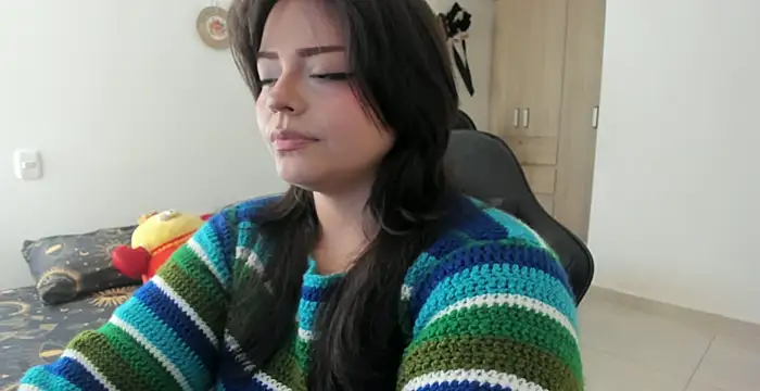 Snapshot of _iamrousie_ chatting on 13, 5, 2026 iamrousie online show from 13, 5, 2026