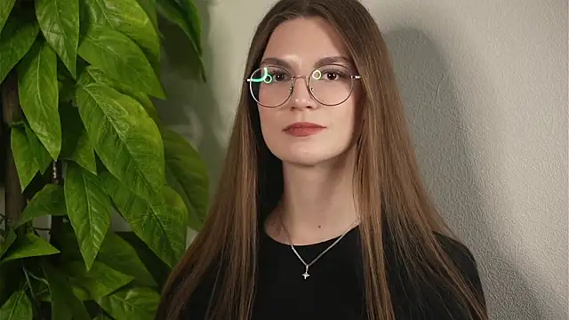 ToyaEssex online show from 10, 4, 2026