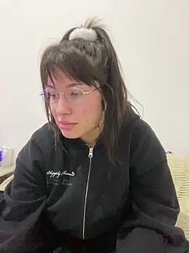 cherryxxox online show from 14, 5, 2026