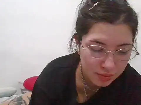 cherryxxox online show from 23, 4, 2026
