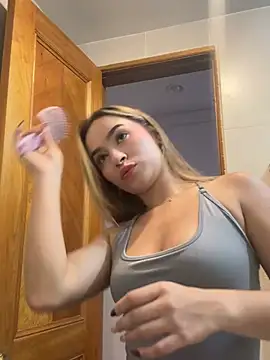 AmyRusso online show from 15, 4, 2026