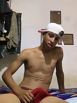 Snapshot of gabora chatting on 8, 4, 2026 gabora online show from 8, 4, 2026