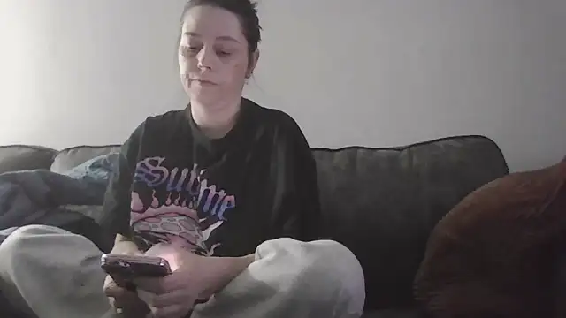 lily1982 online show from 10, 5, 2026