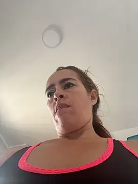 Snapshot of Natigoonzalez chatting on 28, 5, 2026 Natigoonzalez online show from 28, 5, 2026