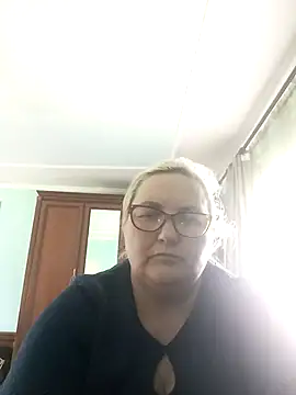 AureliaSky598 online show from 15, 5, 2026