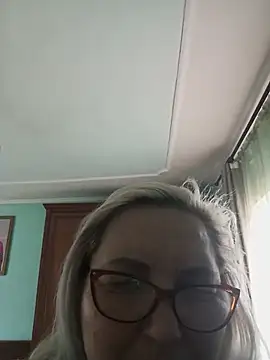 AureliaSky598 online show from 19, 5, 2026