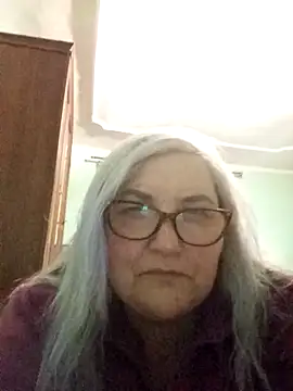 AureliaSky598 online show from 18, 4, 2026