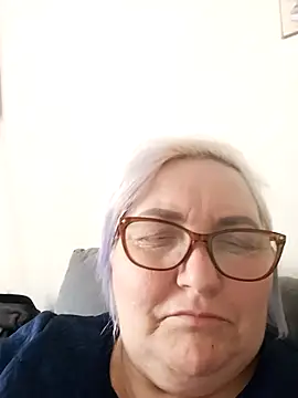 AureliaSky598 online show from 19, 4, 2026