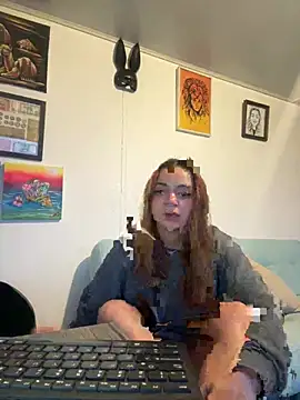 novahexx online show from 13, 4, 2026