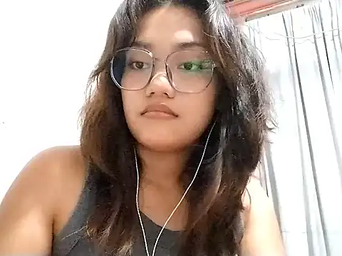 OliviaCarchi online show from 16, 4, 2026