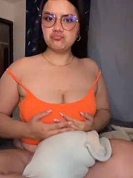 foxy gigi online show from 21, 4, 2026