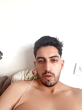 javier21cm online show from 17, 4, 2026