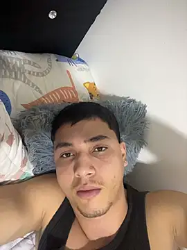 Max valiant online show from 9, 4, 2026