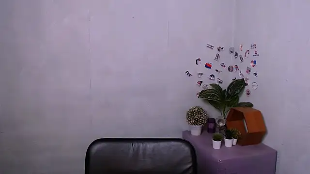 KassiaRayne  online show from 24, 4, 2026