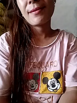 Snapshot of mia0033 chatting on 21, 7, 2026 mia0033 online show from 21, 7, 2026