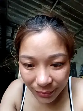 Snapshot of mia0033 chatting on 12, 4, 2026 mia0033 online show from 12, 4, 2026