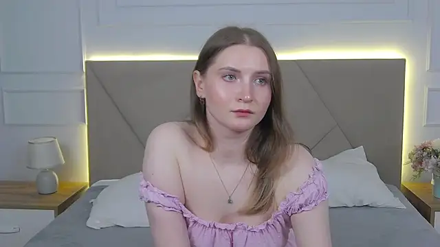 ArianaMilss online show from 3, 6, 2026