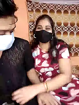 Snapshot of hornycouple096 chatting on 29, 6, 2026 hornycouple096 online show from 29, 6, 2026