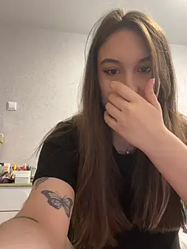 RiannaBrown online show from 23, 4, 2026