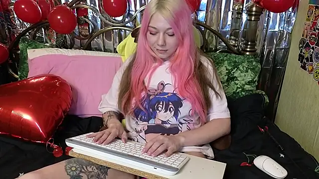 Sansarella online show from 12, 2, 2025