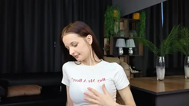 Snapshot of Alice_Mey chatting on 12, 4, 2026 Alice Mey online show from 12, 4, 2026