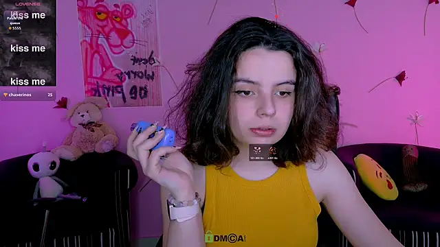 Snapshot of mia_mooon_ chatting on 2, 6, 2026 mia mooon online show from 2, 6, 2026