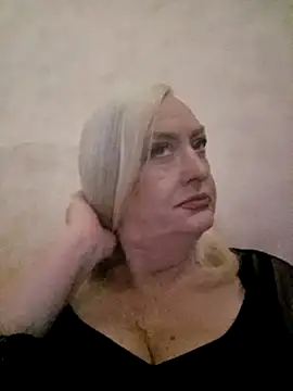 Julia20X online show from 14, 4, 2026