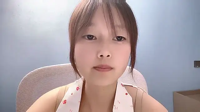 Xiaoqing00 online show from 23, 4, 2026