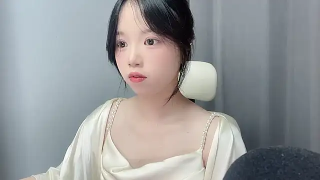 Xiaoqing00 online show from 16, 5, 2026