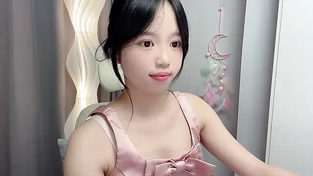 Snapshot of Xiaoqing00 chatting on 5, 6, 2026 Xiaoqing00 online show from 5, 6, 2026