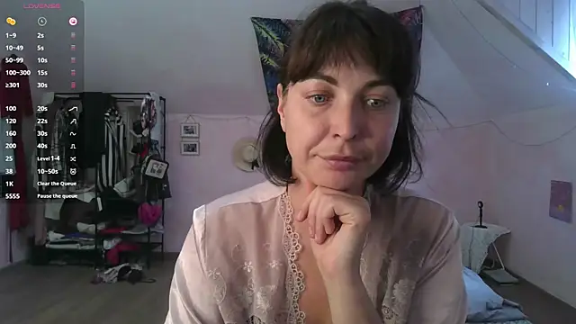 Allice Honey online show from 23, 6, 2026