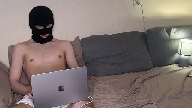 HotBabyCouple  online show from 3, 5, 2026