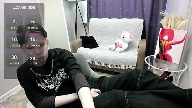 Snapshot of EliotMars chatting on 4, 5, 2026 EliotMars online show from 4, 5, 2026