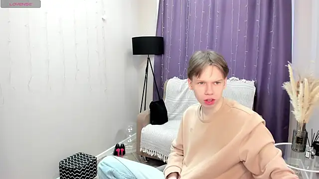 Snapshot of EliotMars chatting on 1, 6, 2026 EliotMars online show from 1, 6, 2026