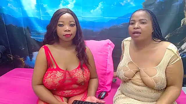 Snapshot of GoldenLuxeLady chatting on 22, 5, 2026 GoldenLuxeLady online show from 22, 5, 2026
