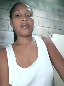 Snapshot of Lili-Sex chatting on 25, 5, 2026 Lili-Sex online show from 25, 5, 2026