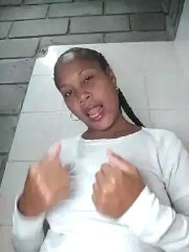 Snapshot of Lili-Sex chatting on 23, 5, 2026 Lili-Sex online show from 23, 5, 2026