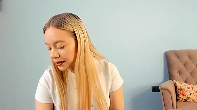 TrenaCavitt online show from 10, 4, 2026