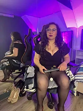 Jenifer cruz online show from 10, 7, 2026