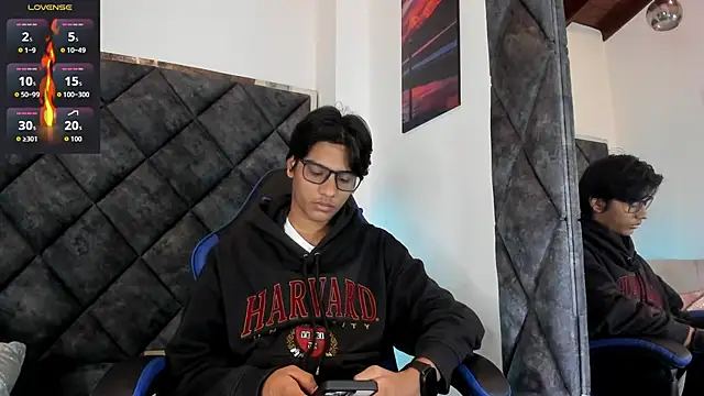 Snapshot of LiamKron chatting on 17, 6, 2026 LiamKron online show from 17, 6, 2026