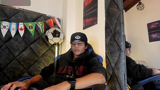 Snapshot of LiamKron chatting on 27, 6, 2026 LiamKron online show from 27, 6, 2026