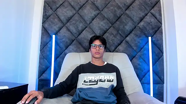 LiamKron online show from 13, 5, 2026