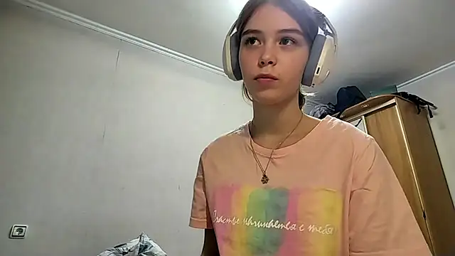 HebrewRiding online show from 10, 4, 2026