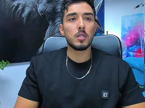 Snapshot of alangreek1 chatting on 7, 6, 2026 alangreek1 online show from 7, 6, 2026