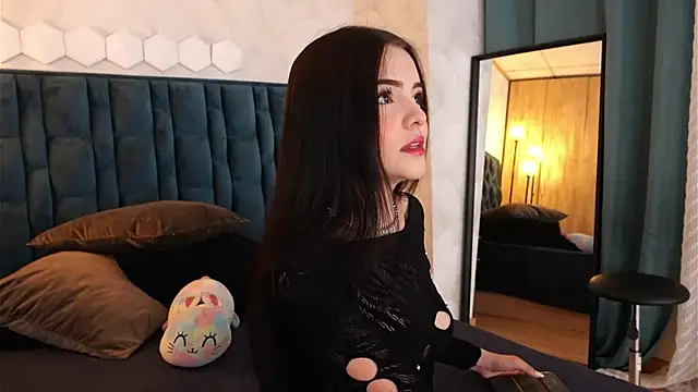 Snapshot of NicoleeNash chatting on 7, 6, 2026 NicoleeNash online show from 7, 6, 2026