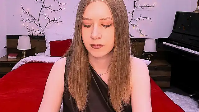 cheeky chick online show from 14, 4, 2026