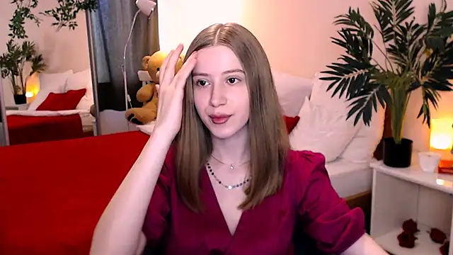 Snapshot of cheeky_chick chatting on 26, 6, 2026 cheeky chick online show from 26, 6, 2026