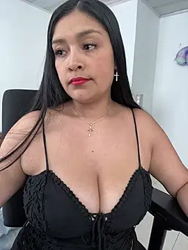 Simplemente Aurora online show from 12, 6, 2026