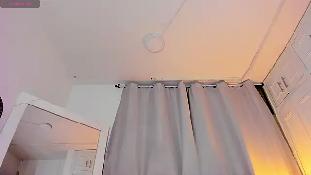 Snapshot of Cassandra_Hunt chatting on 30, 5, 2026 Cassandra Hunt online show from 30, 5, 2026